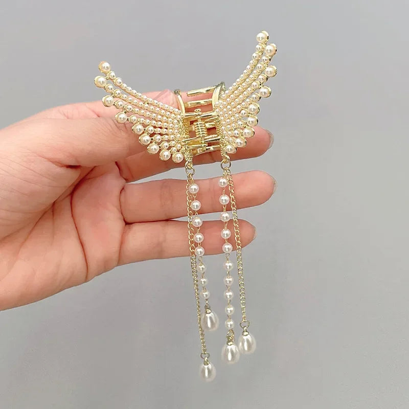 New Fashion Light Luxury Women Elegant Butterfly Pearl Tassel Hair Clips back spoon shark clip hair accessories