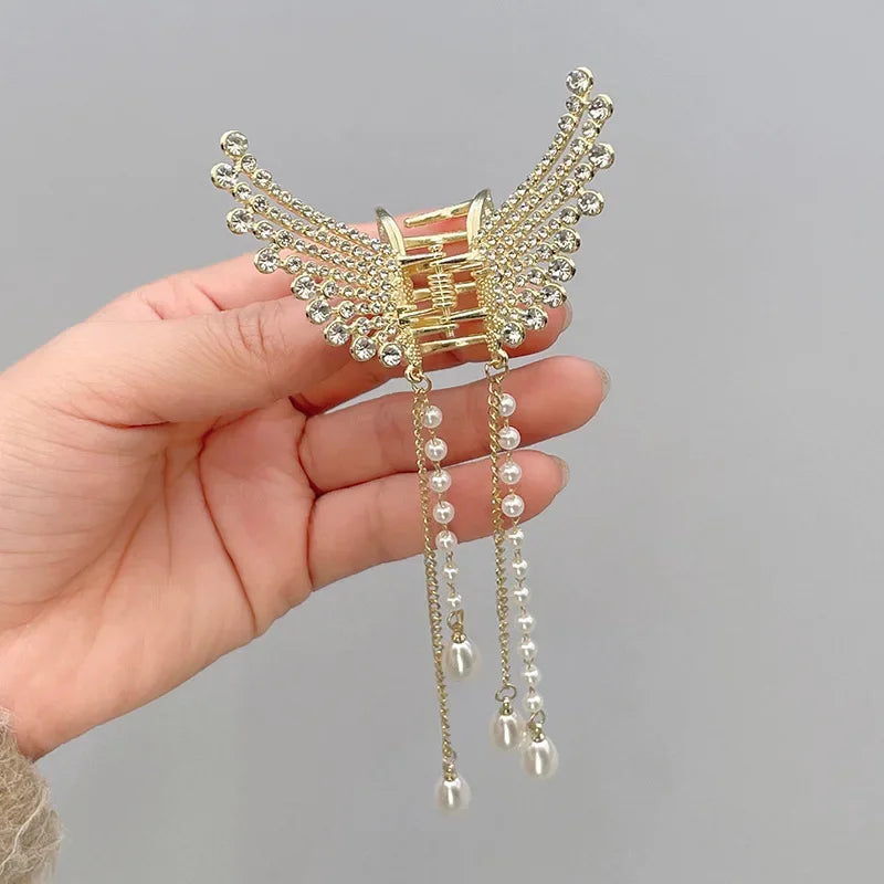 New Fashion Light Luxury Women Elegant Butterfly Pearl Tassel Hair Clips back spoon shark clip hair accessories