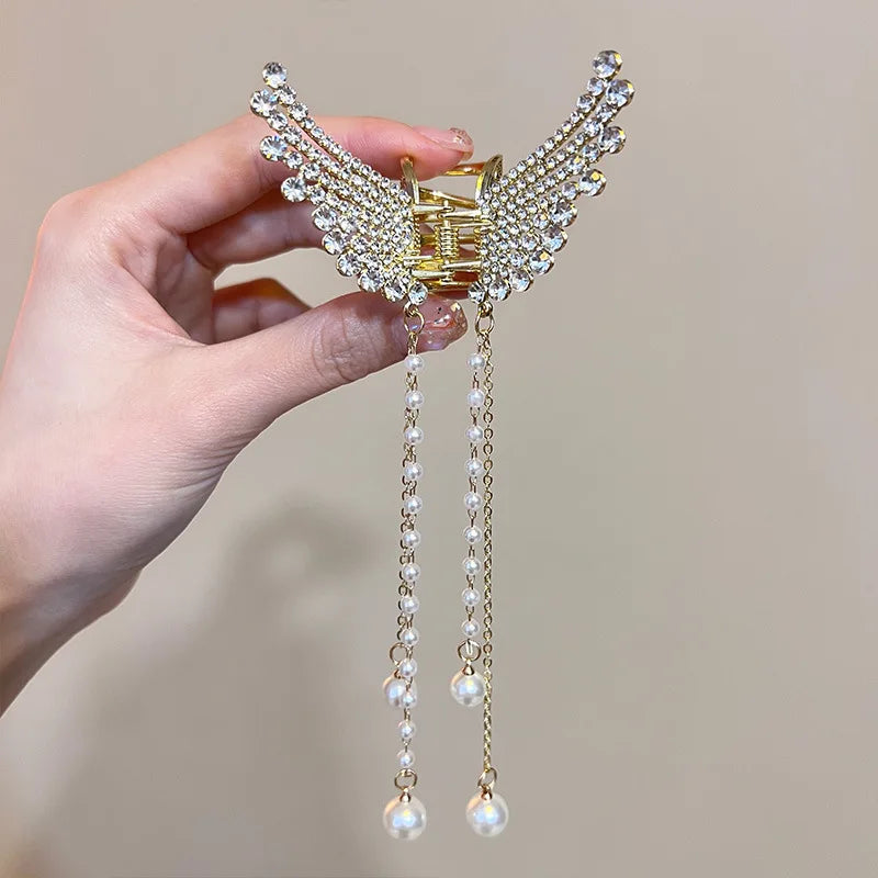 New Fashion Light Luxury Women Elegant Butterfly Pearl Tassel Hair Clips back spoon shark clip hair accessories