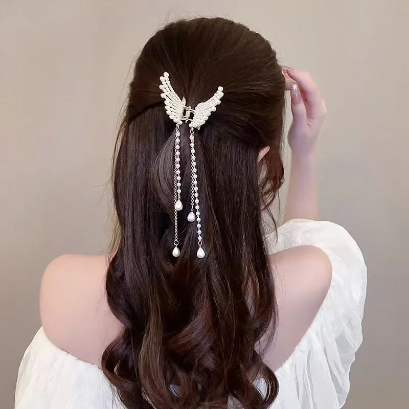 New Fashion Light Luxury Women Elegant Butterfly Pearl Tassel Hair Clips back spoon shark clip hair accessories